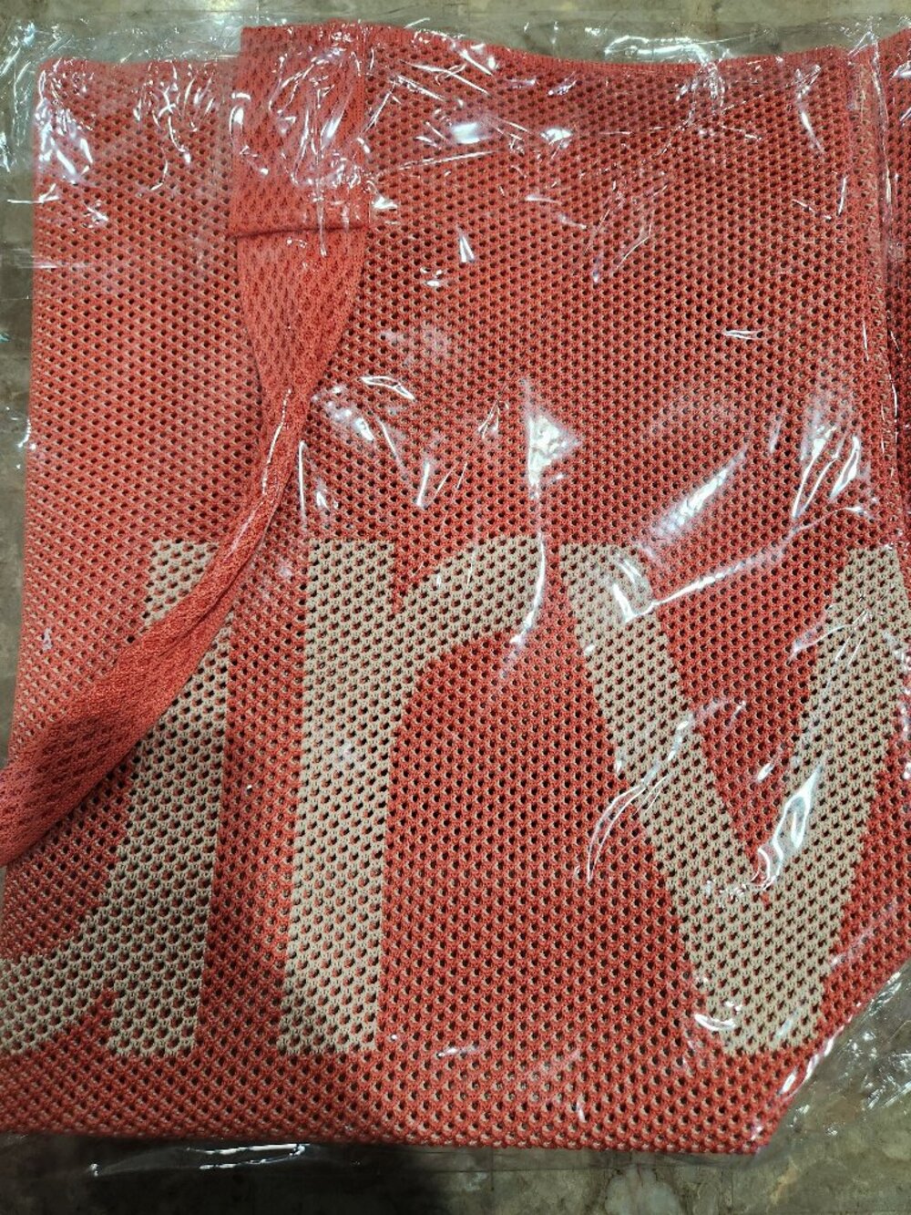 Sean Brown Curves Perforated Knit Tote (Coral) No key chain